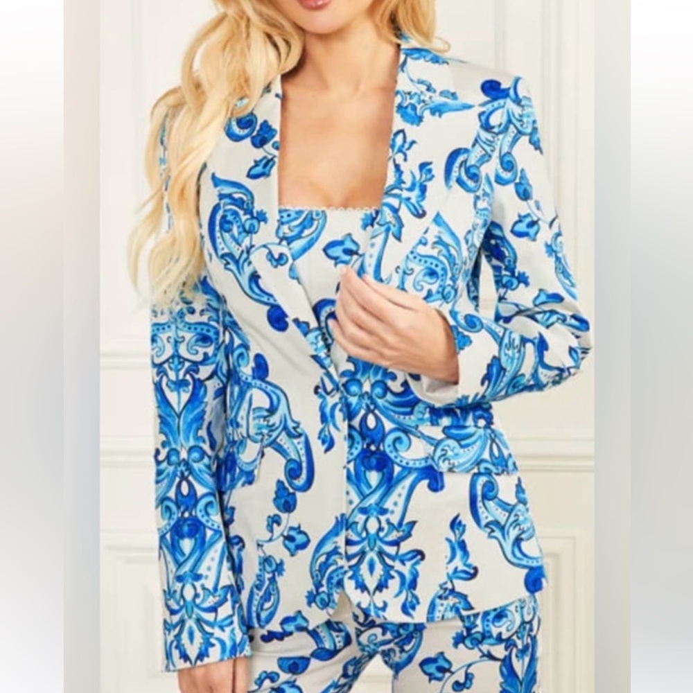 Blue Floral Print Women's Blazer